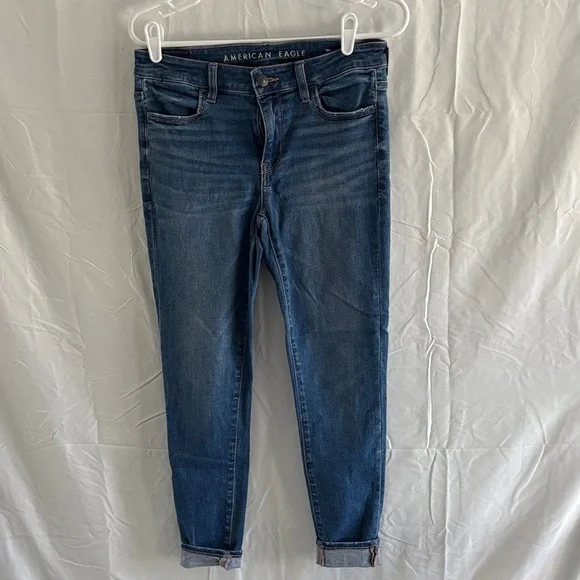 American Eagle Outfitters Women's Dark Blue Cropped Jeans/short - Picture 1 of 6